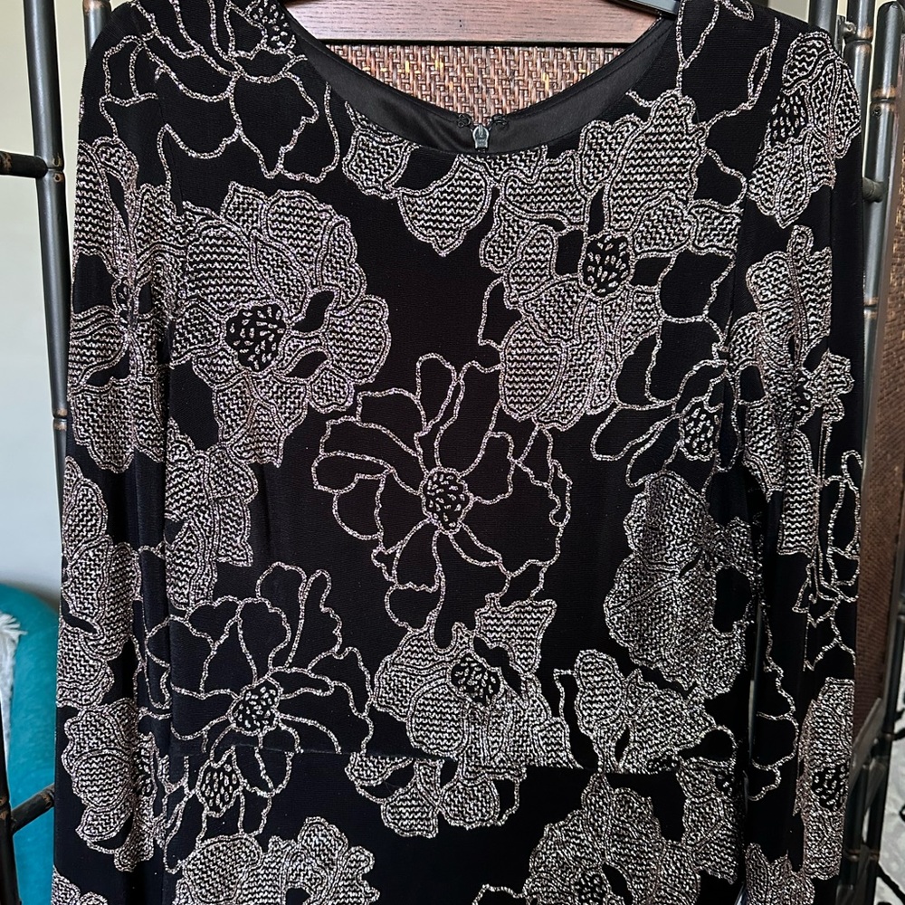 Betsy and Adam beautiful evening gown sz 12